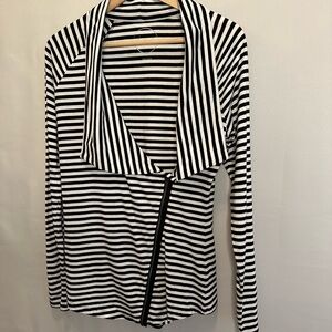 INC International Concepts Blouse Size M Long Sleeve Crowl Neck Striped Zipper